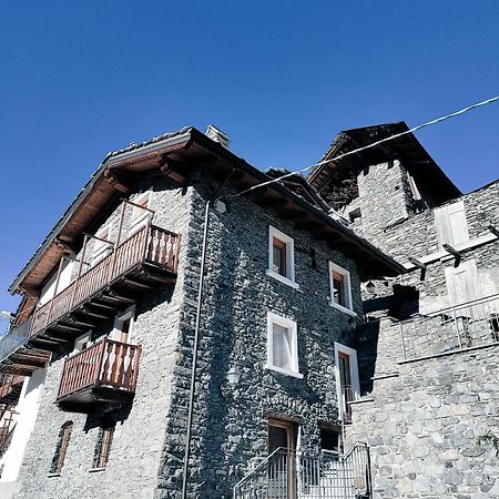 Апартаменты La Guida E L'Architetto Сен-Реми-ан-Босс Экстерьер фото